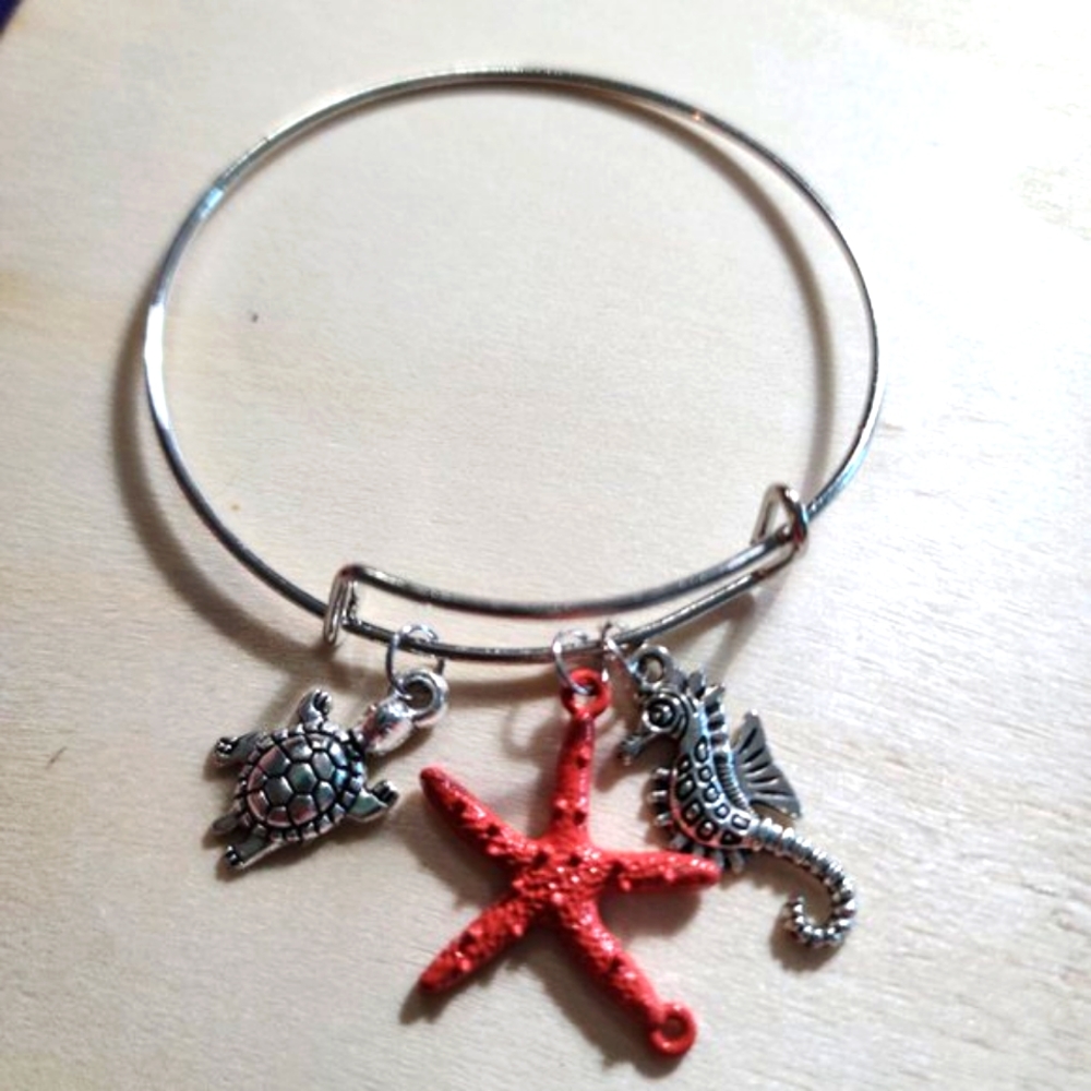 Wire bracelet -Seashore -Starfish, Turtle, Seahorse - Medium